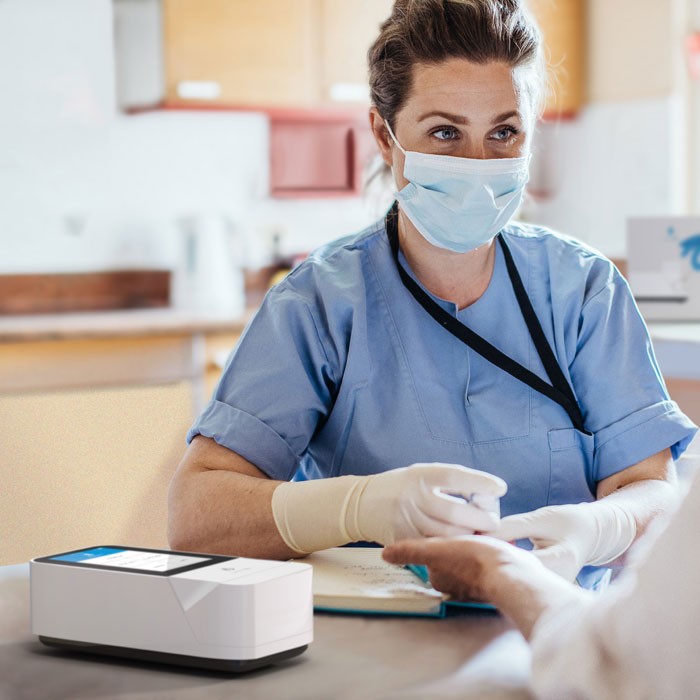 Roche LumiraDx Instrument V5E