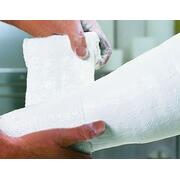 Slider-Produktbild zu Cellona Gipsbinden 2m x 6cm