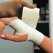 Slider-Produktbild zu Lohmann Idealbinde 5m x 8cm