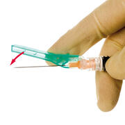 Slider-Produktbild zu Terumo Agani Safety Needle 1,10 x 38 mm